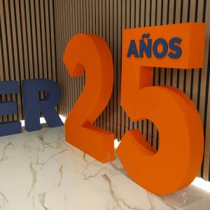 Numero porexpan 25 aniversario junto a letras